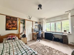 Photo 1- click for photo gallery